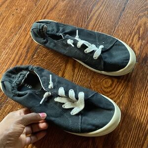 Torrid Black Shoes SIZE 9.5WW